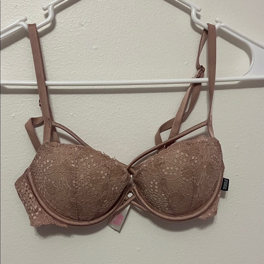 VICTORIAS SECRET PINK Date Push-Up Pink Lace Strappy Bra